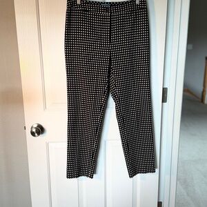 Women's J McLaughlin stretch trousers in Black/White check - size 6